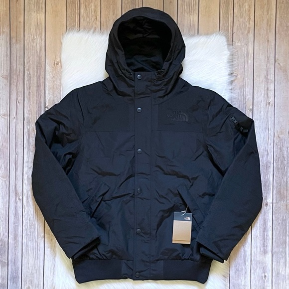 The North Face Men’s Newington Jacket In TNF Black - Picture 2 of 10